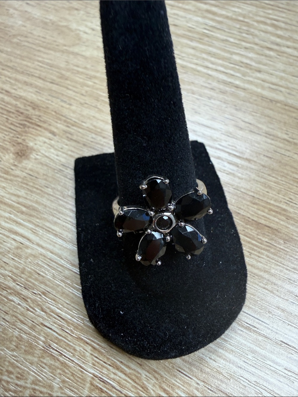 Sterling Black Flower Cocktail Ring with Faceted Stones - Women Jewelry